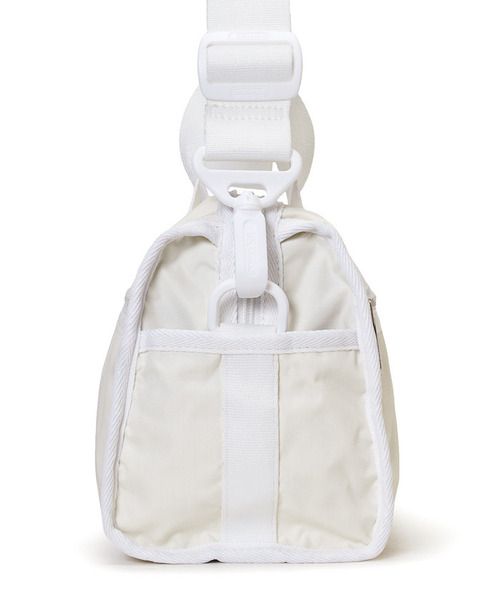 LeSportsac(レスポートサック)の「MINI DUFFEL CROSSBODY メレンゲ2(ショルダーバッグ・レディース・ホワイト・FREE)」の3枚目の写真