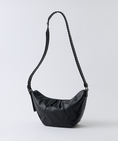CIYOT(シヨウト)の「【CIYOT】2WAY ブレイデッドベルト ハーフムーン ショルダーバッグ(ショルダーバッグ・メンズ・ブラウン/ブラック/ブラウン系・FREE)」の4枚目の写真