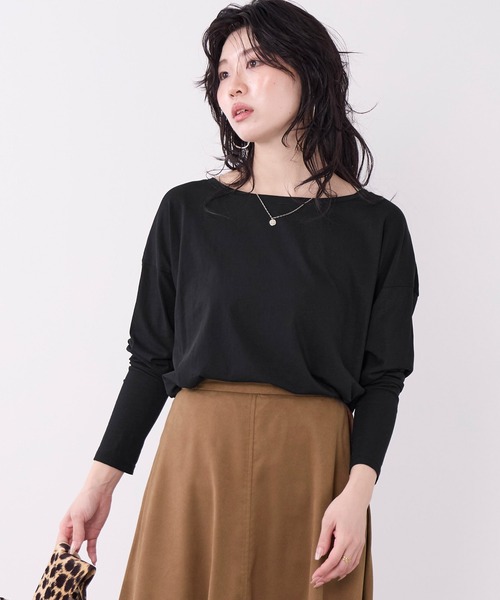 MICA&DEAL（マイカ＆ディール）の「ハイツイストプルオーバー（Tシャツ/カットソー・レディース・オフホワイト/ブラック/オレンジ・FREE）」の2枚目の写真