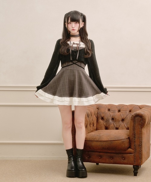 Pal elfy(パルエルフィー)の「ファー付きチェックキャミワンピース(ワンピース・レディース・ブラウン系その他/ブラック・フリー)」の6枚目の写真