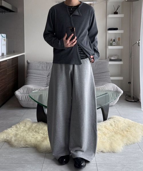 VELNUS(ベルナス)の「【VELNUS】Asymmetrical Rib Knit Cardigan/アシンメトリーリブニットカーディガン(カーディガン/ボレロ・メンズ・ネイビー/チャコールグレー・L/S/M)」の6枚目の写真