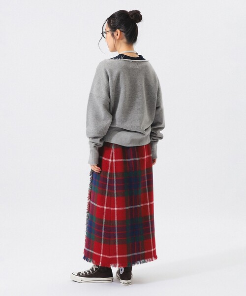 BEAMS BOY(ビームスボーイ)の「ダメージ スウェット プルオーバー(スウェット・レディース・クリーム/トップグレー・1/2/0)」の13枚目の写真