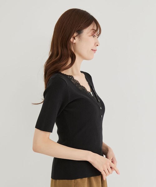 Jayro(ジャイロ)の「キーネックレース付トップス(ニット/セーター・レディース・グリーン系その他2/ホワイト系その他2/グレー/ブラック・M)」の6枚目の写真