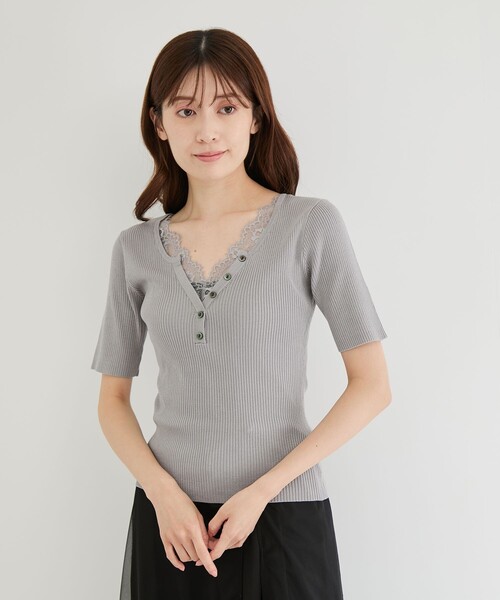 Jayro(ジャイロ)の「キーネックレース付トップス(ニット/セーター・レディース・グリーン系その他2/ホワイト系その他2/グレー/ブラック・M)」の11枚目の写真