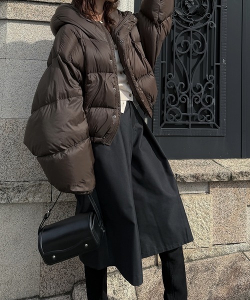 WILLFULLY（ウィルフリー）の「front tuck midi length flare PT（その他パンツ・レディース・ブルー/タン/ブラック・FREE）」の9枚目の写真