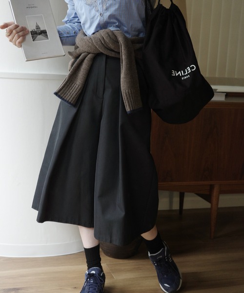 WILLFULLY（ウィルフリー）の「front tuck midi length flare PT（その他パンツ・レディース・ブルー/タン/ブラック・FREE）」の11枚目の写真