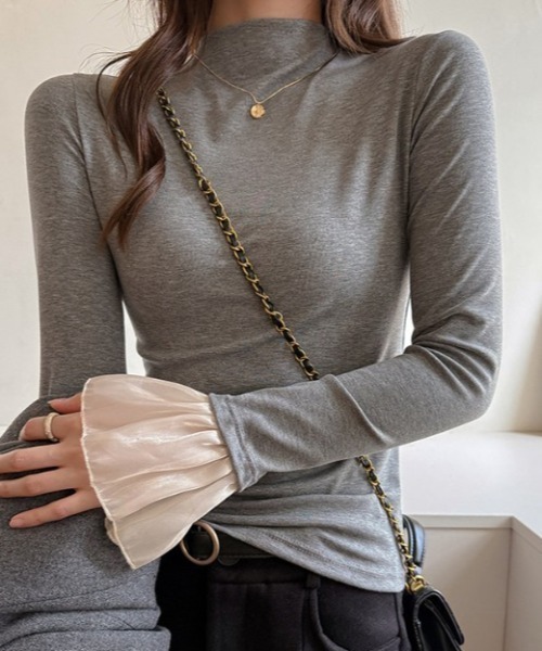 mebole(メボレ)の「ruffle sleeve top(Tシャツ/カットソー・レディース・ブラウン/ブラック/ライトグレー/ホワイト/ダークグレー・FREE)」の1枚目の写真