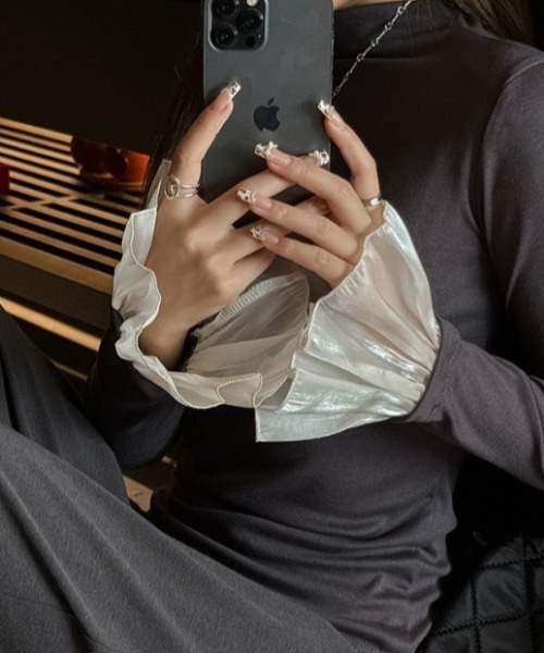 mebole(メボレ)の「ruffle sleeve top(Tシャツ/カットソー・レディース・ブラウン/ブラック/ライトグレー/ホワイト/ダークグレー・FREE)」の18枚目の写真