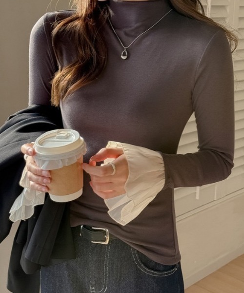 mebole(メボレ)の「ruffle sleeve top(Tシャツ/カットソー・レディース・ブラウン/ブラック/ライトグレー/ホワイト/ダークグレー・FREE)」の19枚目の写真
