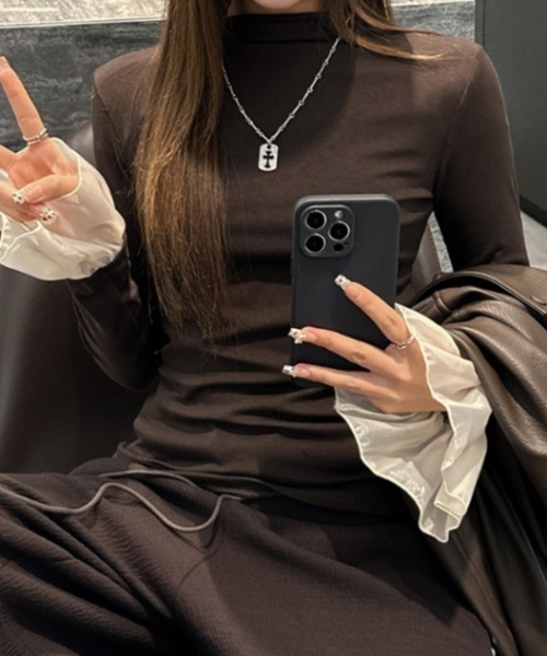 mebole(メボレ)の「ruffle sleeve top(Tシャツ/カットソー・レディース・ブラウン/ブラック/ライトグレー/ホワイト/ダークグレー・FREE)」の12枚目の写真
