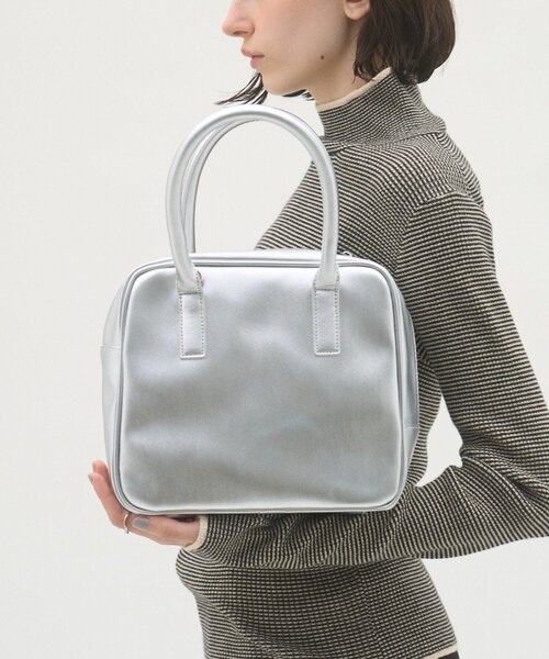 CIAOPANIC TYPY(チャオパニックティピー)の「:【ZOZO限定】復刻!エナメルボストンBAG(ショルダーバッグ・レディース・ブラック/ブラウン/シルバー・ONE SIZE)」の3枚目の写真