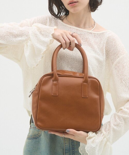 CIAOPANIC TYPY(チャオパニックティピー)の「:【ZOZO限定】復刻!エナメルボストンBAG(ショルダーバッグ・レディース・ブラック/ブラウン/シルバー・ONE SIZE)」の8枚目の写真