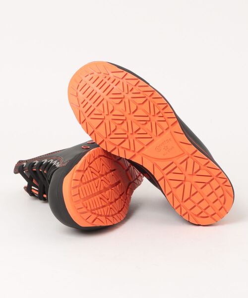 CONVERSE(コンバース)の「converse コンバース ALL STAR PS 2 SIDEGORE HI/UNIVERSAL OVERALL(オールスターPS2サイドゴアHIユニバーサルオーバーオール) 33703150 ブラック/オレンジ(その他シューズ・メンズ・オレンジ・23.0cm/27.0cm/23.5cm/27.5cm/28.0cm/24.0cm/29.0cm/26.5cm/26.0cm/24.5cm/25.5cm/25.0cm)」の3枚目の写真