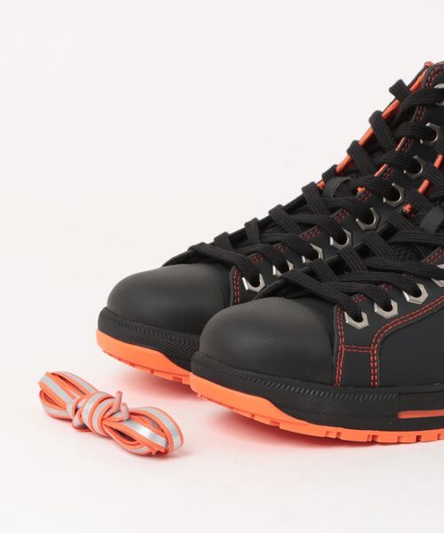CONVERSE(コンバース)の「converse コンバース ALL STAR PS 2 SIDEGORE HI/UNIVERSAL OVERALL(オールスターPS2サイドゴアHIユニバーサルオーバーオール) 33703150 ブラック/オレンジ(その他シューズ・メンズ・オレンジ・23.0cm/27.0cm/23.5cm/27.5cm/28.0cm/24.0cm/29.0cm/26.5cm/26.0cm/24.5cm/25.5cm/25.0cm)」の4枚目の写真