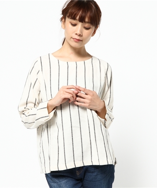 LBC（エルビーシー）の「Eコットンソフトネルストライプブラウス（シャツ/ブラウス・レディース・オフホワイト/ライトグレー・MEDIUM/LARGE）」の11枚目の写真