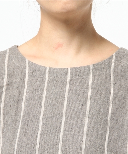 LBC（エルビーシー）の「Eコットンソフトネルストライプブラウス（シャツ/ブラウス・レディース・オフホワイト/ライトグレー・MEDIUM/LARGE）」の6枚目の写真