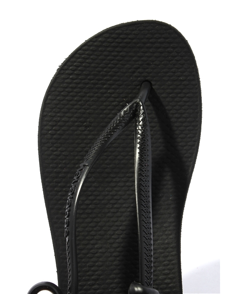 SHIPS for women（シップスフォーウィメン）の「HAVAIANAS:SLIM FIT SANDAL（サンダル・レディース・ブラック/ライトブルー/ゴールド・23/24）」の7枚目の写真