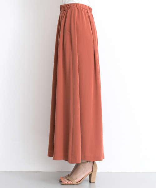 URBAN RESEARCH（アーバンリサーチ）の「UR Wゴムギャザーワイドパンツ（その他パンツ・レディース・オフホワイト/ベージュ/ブラウン系その他・FREE）」の10枚目の写真