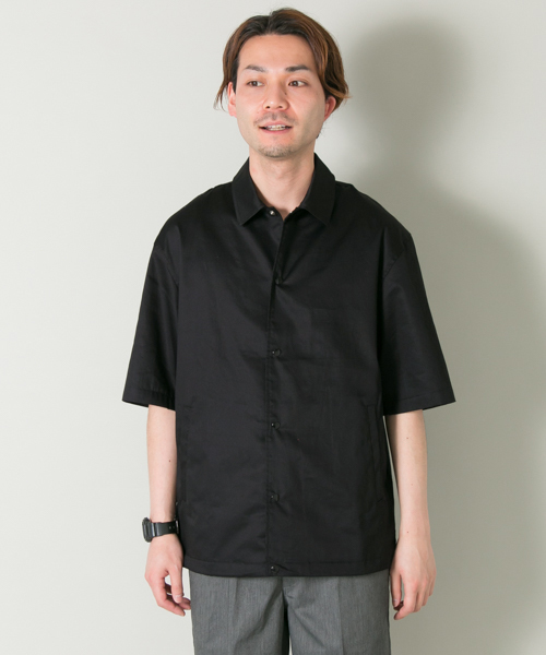 URBAN RESEARCH（アーバンリサーチ）の「URiD コットンサテン リラックスコーチシャツジャケット（シャツ/ブラウス・メンズ・ライトブルー/ベージュ系その他/ブラック・MEDIUM/LARGE）」の21枚目の写真