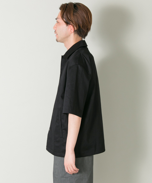 URBAN RESEARCH（アーバンリサーチ）の「URiD コットンサテン リラックスコーチシャツジャケット（シャツ/ブラウス・メンズ・ライトブルー/ベージュ系その他/ブラック・MEDIUM/LARGE）」の22枚目の写真