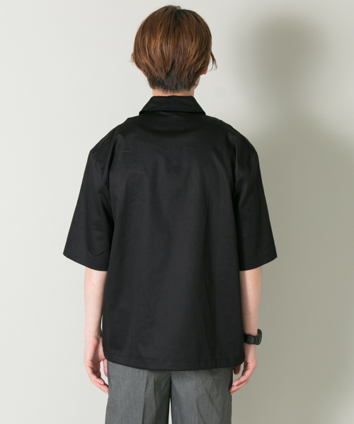 URBAN RESEARCH（アーバンリサーチ）の「URiD コットンサテン リラックスコーチシャツジャケット（シャツ/ブラウス・メンズ・ライトブルー/ベージュ系その他/ブラック・MEDIUM/LARGE）」の15枚目の写真