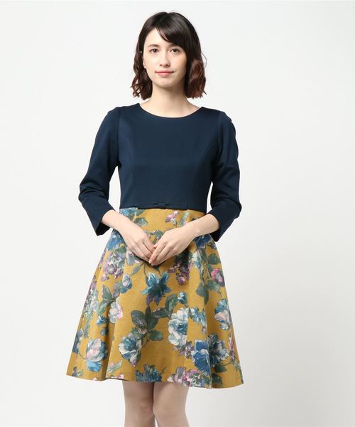 Univerval Muse ユニバーバル ミューズ の ビスポンチ ジェニスフラワー ワンピース ワンピース Wear