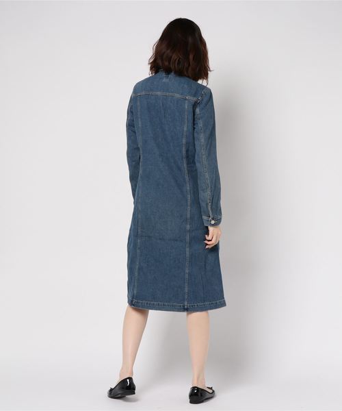 GAP（ギャップ）の「アイコン デニム ダスタージャケット　--（シャツワンピース・レディース・ホワイト系その他5/ブルー系その他・XS/S/L/XXS/M）」の4枚目の写真