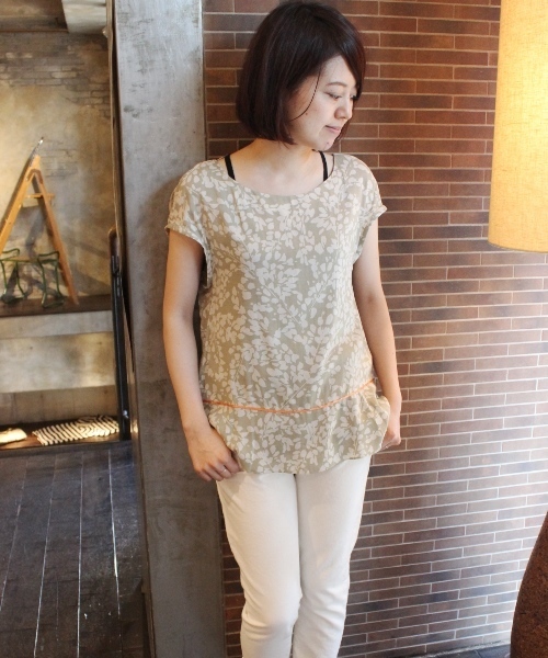 ARTS&SCIENCE ボタニカルダイ タックブラウス 定価66000円