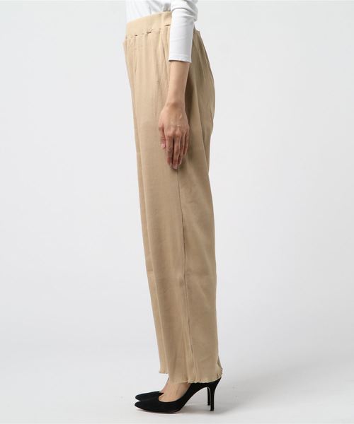 classicalelf(クラシカルエルフ)の「裾メロウ加工のリブパンツ(その他パンツ・レディース・ブラック/ベージュ・MEDIUM/LARGE/X-LARGE/XX-LARGE)」の3枚目の写真