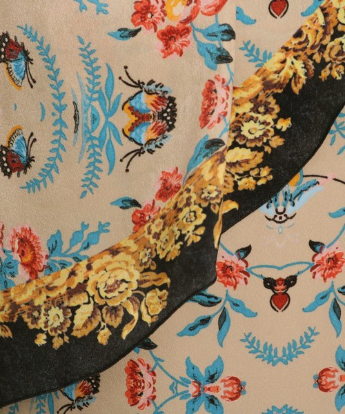 Sunauna(スーナウーナ)の「【洗える】ロココフラワーワンピース(ワンピース・レディース・ベージュ/ネイビー・38/40/36)」の9枚目の写真