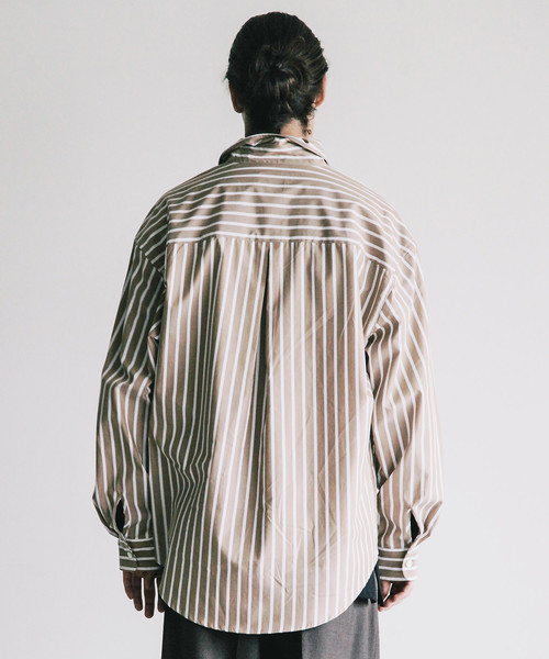 THE TWENTYSEVEN(ザ トゥエンティーセブン)の「【The TWENTYSEVEN】CTN STRIPE BIG SHIRTS L/S:コットン ストライプ ビッグ 長袖 シャツ(シャツ/ブラウス・メンズ・ベージュ/ネイビー・44/46/48)」の19枚目の写真