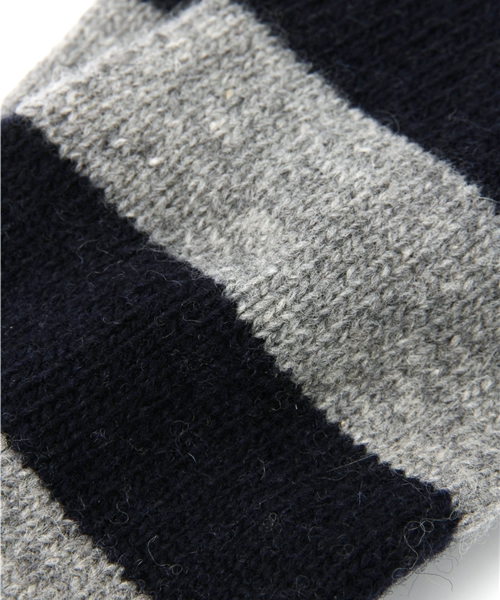 BEAMS LIGHTS Women's（ビームスライツ ウィメンズ）の「□BEAMS LIGHTS / スマートフォン対応　ボーダー ロンググローブ（手袋・レディース・グレー/ベージュ・ONE SIZE）」の5枚目の写真