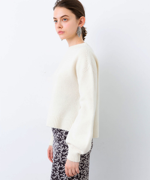 STUDIOUS（ステュディオス）の「【STUDIOUS】カシミヤ混 ボリュームスリーブニット（ニット/セーター・レディース・ホワイト/ブラック/ベージュ・FREE）」の17枚目の写真