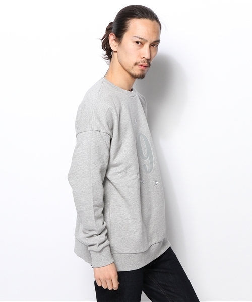 Lui's(ルイス)の「Lui's ナンバリングプルオーバースウェット(ドルマンスリーブ)(スウェット・メンズ・グレー/ネイビー/ブラック・FREE)」の12枚目の写真