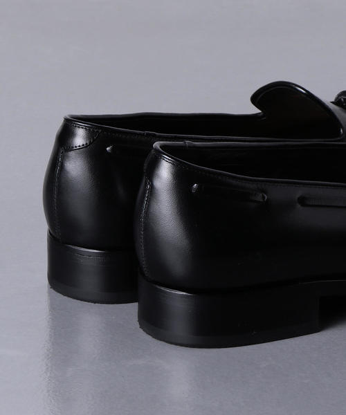 UNITED ARROWS ブラックレザー タッセルローファー 履き心地良い UNITED ARROWS ブラックレザー タッセルローファー 履き心地良い