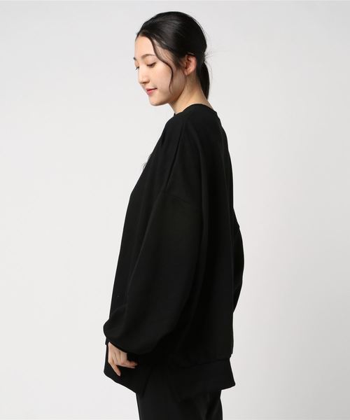 DING(ディング)の「DING/無地カラービッグシルエットスウェット(スウェット・レディース・イエロー/ブラック/ブルー・FREE)」の19枚目の写真