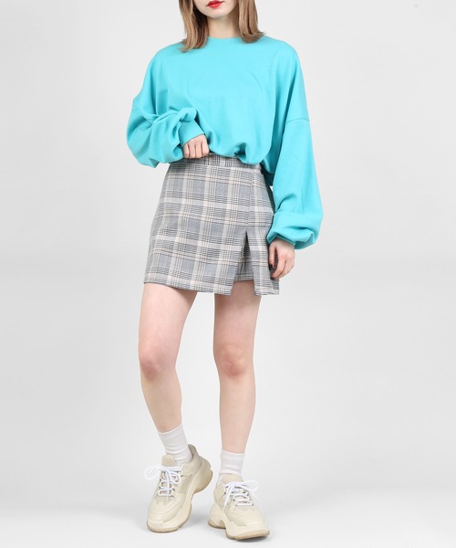 DING(ディング)の「DING/無地カラービッグシルエットスウェット(スウェット・レディース・イエロー/ブラック/ブルー・FREE)」の14枚目の写真