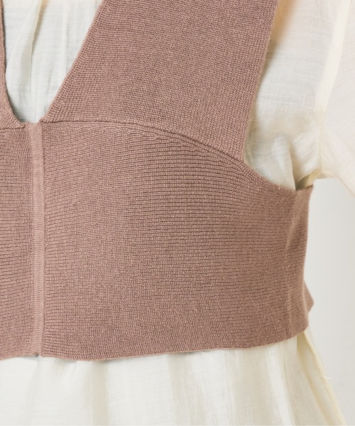 natural couture（ナチュラルクチュール）の「シアーシャツ+ニットビスチェセット（シャツ/ブラウス・レディース・ブラック/ベージュ/アイボリー・FREE）」の18枚目の写真