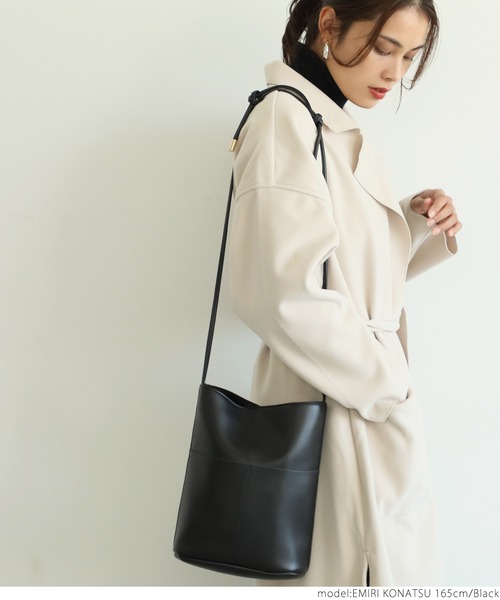 coca（coca）（コカ）の「シンプルフロントポケットバッグ（ショルダーバッグ・レディース・ベージュ/ブラック・ONE SIZE）」の15枚目の写真