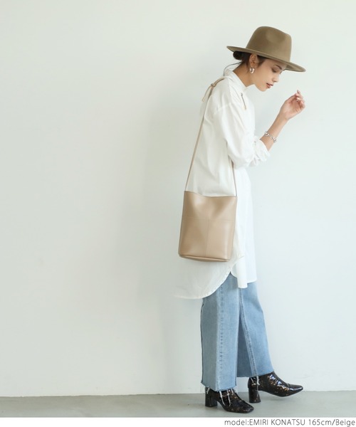 coca（coca）（コカ）の「シンプルフロントポケットバッグ（ショルダーバッグ・レディース・ベージュ/ブラック・ONE SIZE）」の21枚目の写真