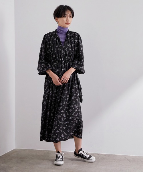 ADAM ET ROPE'（アダムエロペ）の「クラシカルフラワーシャーリングワンピース（ワンピース・レディース・ブラック/グリーン/ネイビー・FREE）」の18枚目の写真