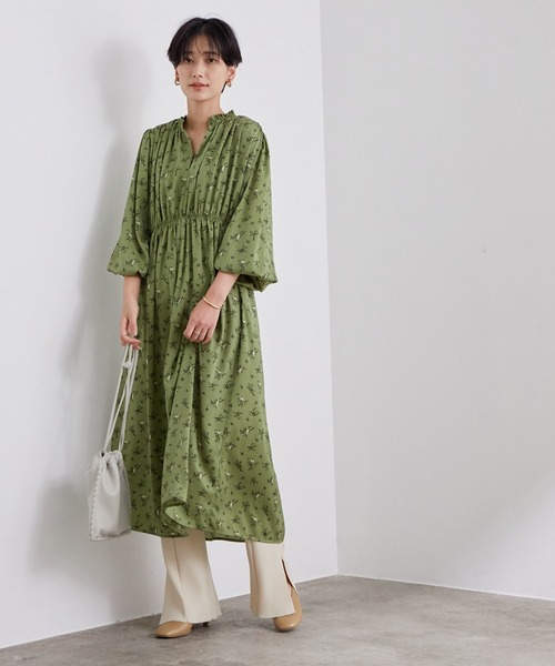 ADAM ET ROPE'（アダムエロペ）の「クラシカルフラワーシャーリングワンピース（ワンピース・レディース・ブラック/グリーン/ネイビー・FREE）」の20枚目の写真