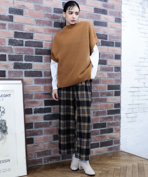 niko and（ニコアンド）の「サスペンダー付きすっきり