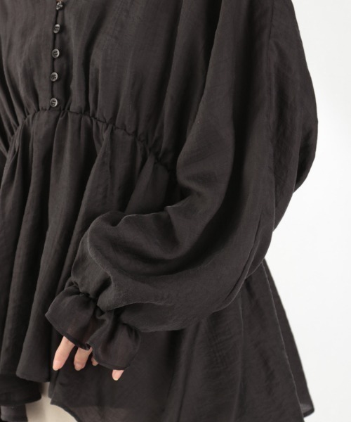 LOWRYS FARM（ローリーズファーム）の「２ＷＡＹソデフリルブラウスＬＳ　932278（シャツ/ブラウス・レディース・アイボリー/ブラック/グリーン・FREE）」の8枚目の写真