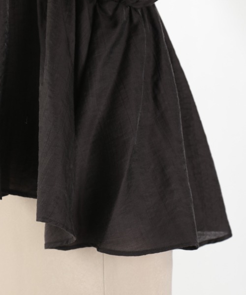 LOWRYS FARM（ローリーズファーム）の「２ＷＡＹソデフリルブラウスＬＳ　932278（シャツ/ブラウス・レディース・アイボリー/ブラック/グリーン・FREE）」の9枚目の写真