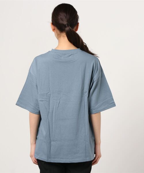 Auntie Rosa Holiday（アンティローザホリデー）の「ロゴプリントTシャツ（Tシャツ/カットソー・レディース・ネイビー/ナチュラル/チャコールグレー・FREE）」の5枚目の写真