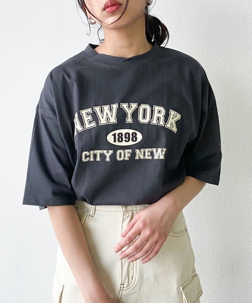 Auntie Rosa Holiday（アンティローザホリデー）の「ロゴプリントTシャツ（Tシャツ/カットソー・レディース・ネイビー/ナチュラル/チャコールグレー・FREE）」の6枚目の写真