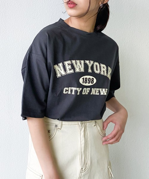 Auntie Rosa Holiday（アンティローザホリデー）の「ロゴプリントTシャツ（Tシャツ/カットソー・レディース・ネイビー/ナチュラル/チャコールグレー・FREE）」の7枚目の写真