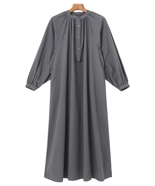 andme（アンドミー）の「コットンボリューム長袖シャツワンピース（ワンピース・レディース・オフホワイト/チャコールグレー/グレー系その他・M）」の7枚目の写真