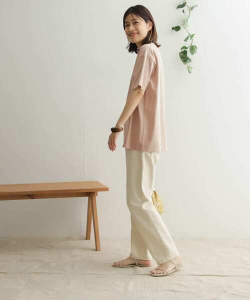 URBAN RESEARCH DOORS（アーバンリサーチドアーズ）の「オーガニックコットン半袖Tシャツ（Tシャツ/カットソー・レディース・ピンク/オフホワイト/カーキ/チャコールグレー・ONE）」の18枚目の写真